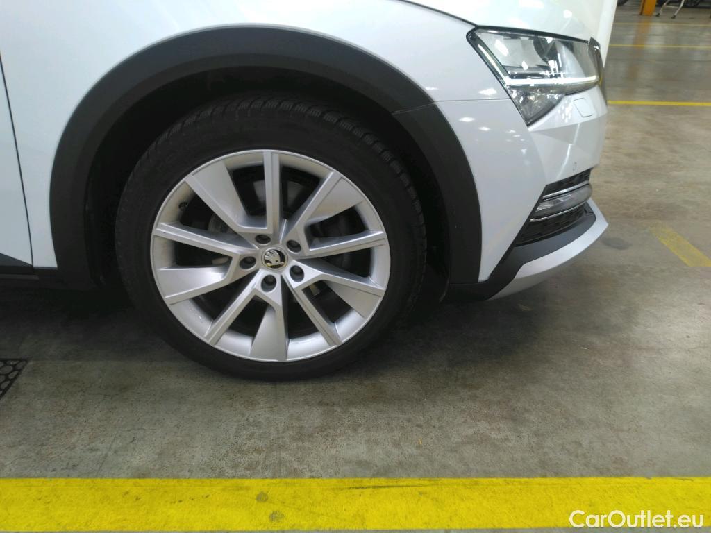  Skoda  Superb  Break Scout 2.0 TDI 150CV BVA7 E6d #18