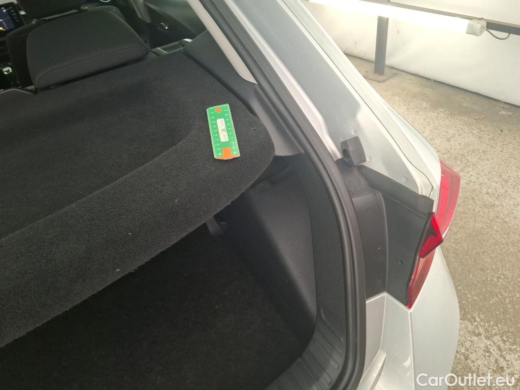  Skoda  Fabia  Ambition 1.0 MPI 80CV BVM5 E6d #15