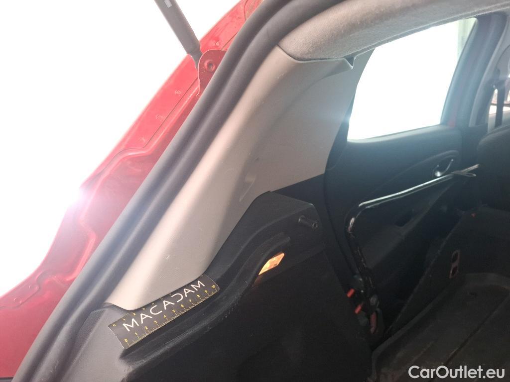  Renault  Clio  IV Air 1.5 dCi 75CV BVM5 E6 #38