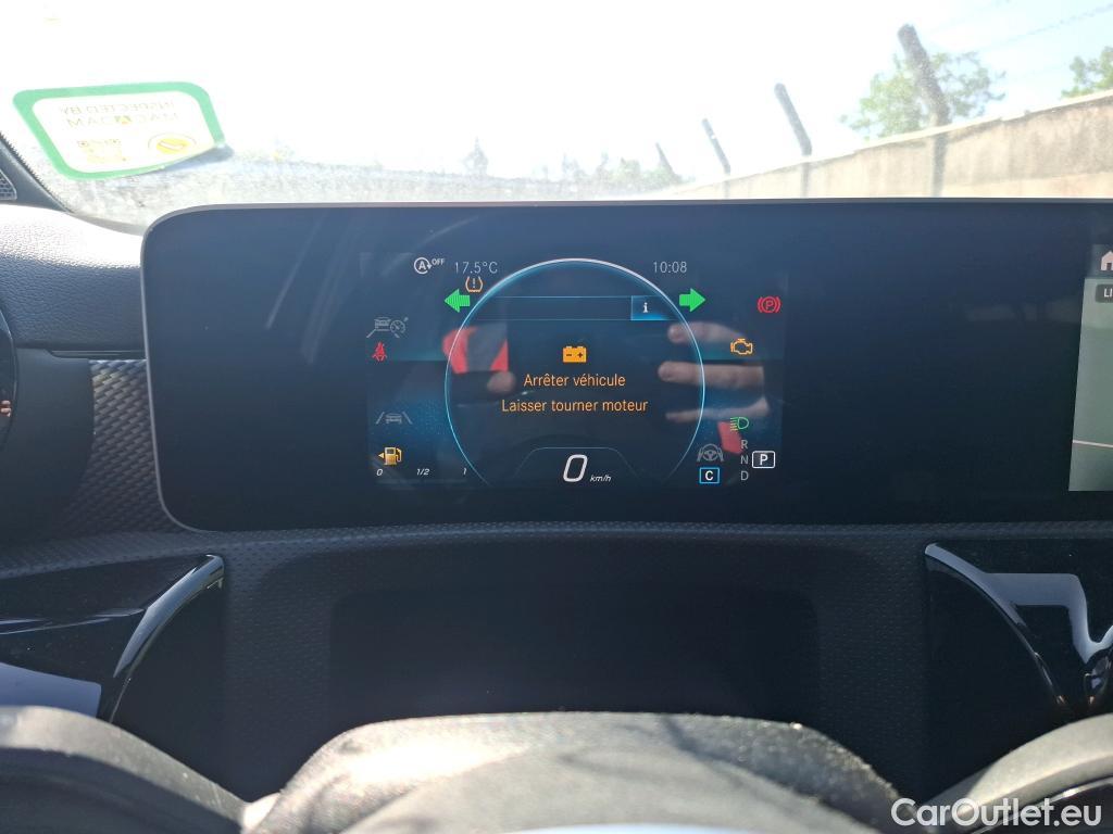  Mercedes  A-Klasse MERCEDES-BENZ Classe A Compact / 2018 / 5P / Berline A 200 Progressive Line 7G-DCT #12