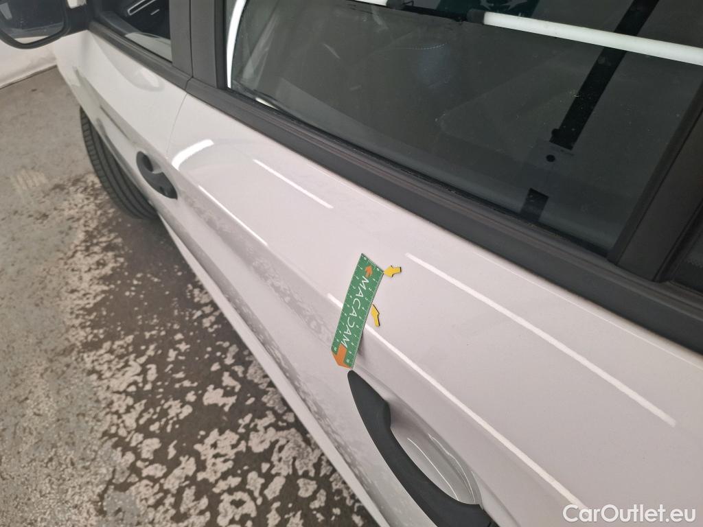  Peugeot  208  Premium 1.5 HDi 100CV BVM6 E6d #4