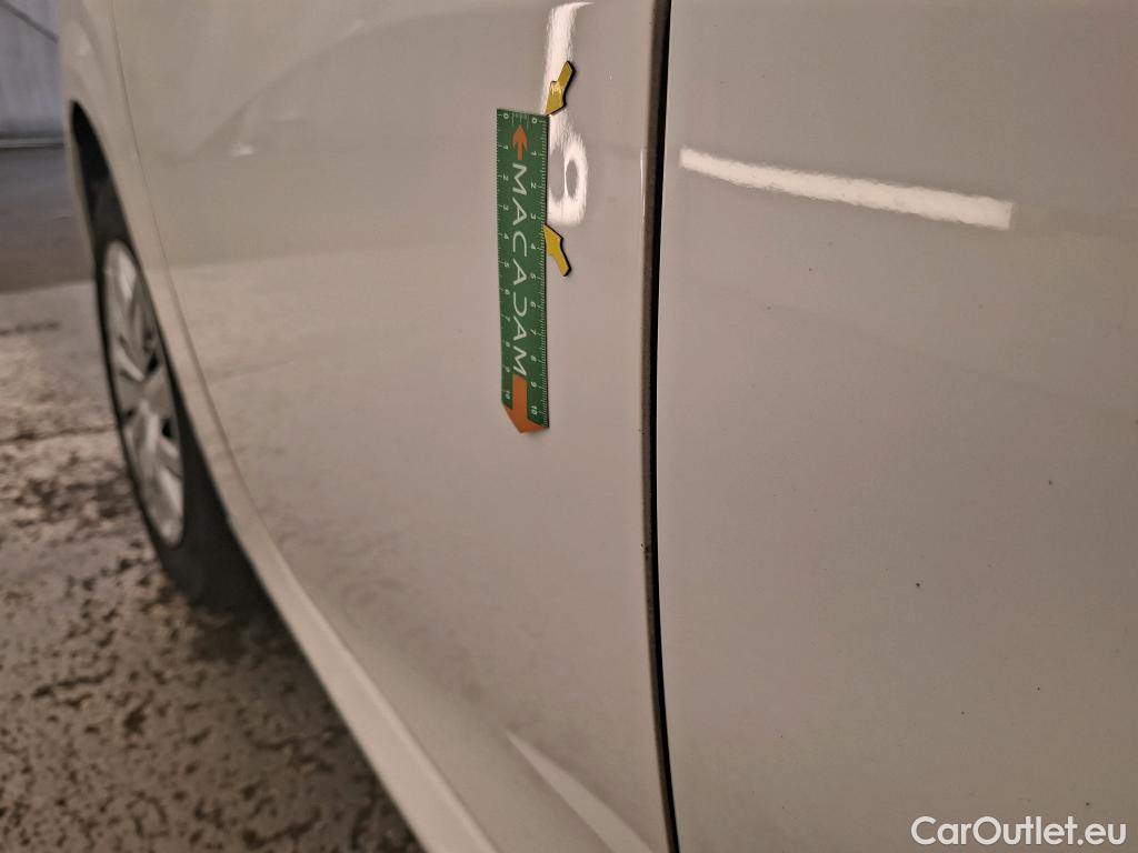  Peugeot  208  Premium 1.5 HDi 100CV BVM6 E6d #7