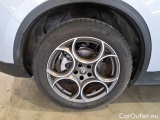  Alfa Romeo   STELVIO ALFA ROMEO / 2017 / 5P / SUV 2.2 TD 160 CV SPRINT AT8 RWD #20