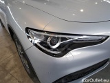  Alfa Romeo   STELVIO ALFA ROMEO / 2017 / 5P / SUV 2.2 TD 160 CV SPRINT AT8 RWD #44