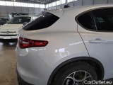  Alfa Romeo   STELVIO ALFA ROMEO / 2017 / 5P / SUV 2.2 TD 160 CV SPRINT AT8 RWD #54