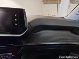  Peugeot  2008 PEUGEOT  / 2019 / 5P / CROSSOVER BLUEHDI 110 ALLURE S/S #133