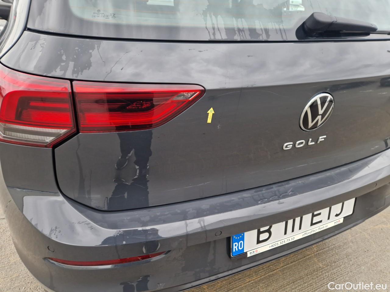  Volkswagen  Golf  Life 1.0 TSI #36