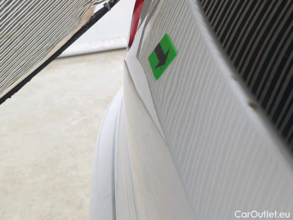  Renault  Clio 1.0 TCe 90CP Life #8