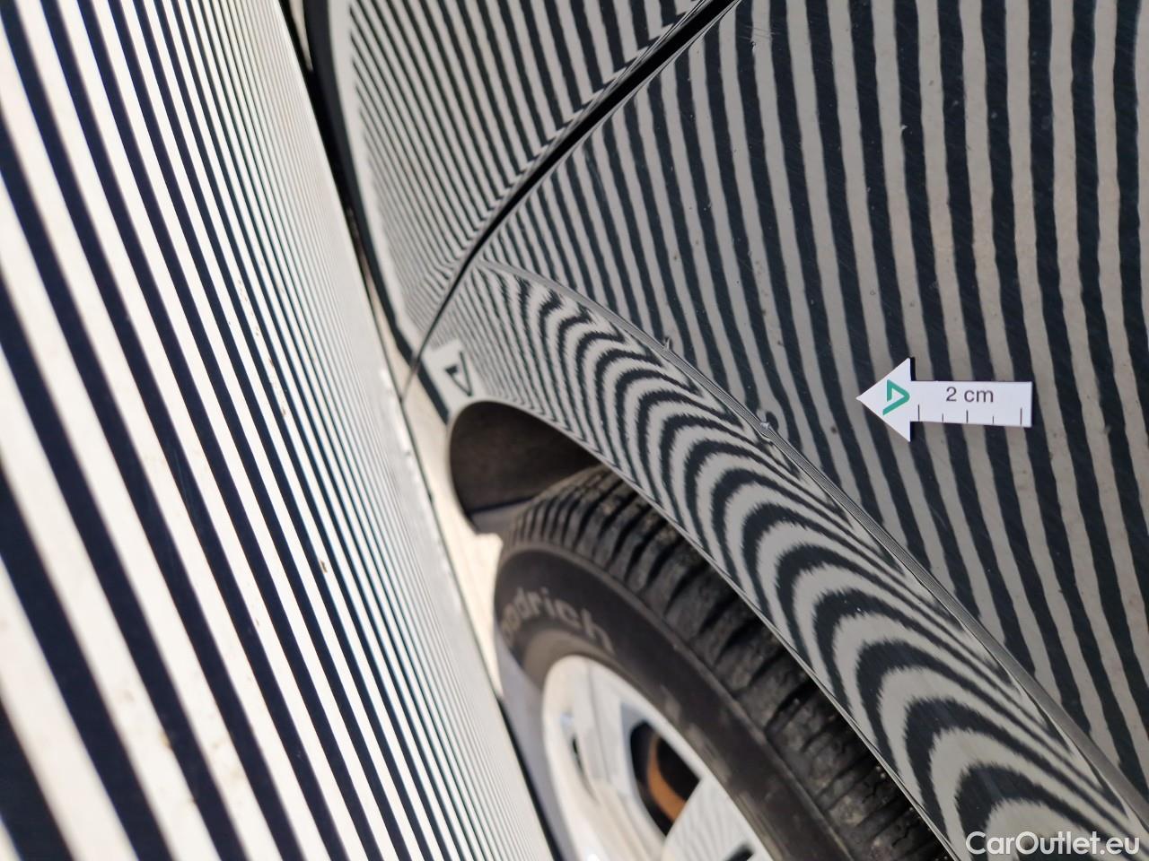  Volkswagen  Polo 1.0 80CP Trendline #37