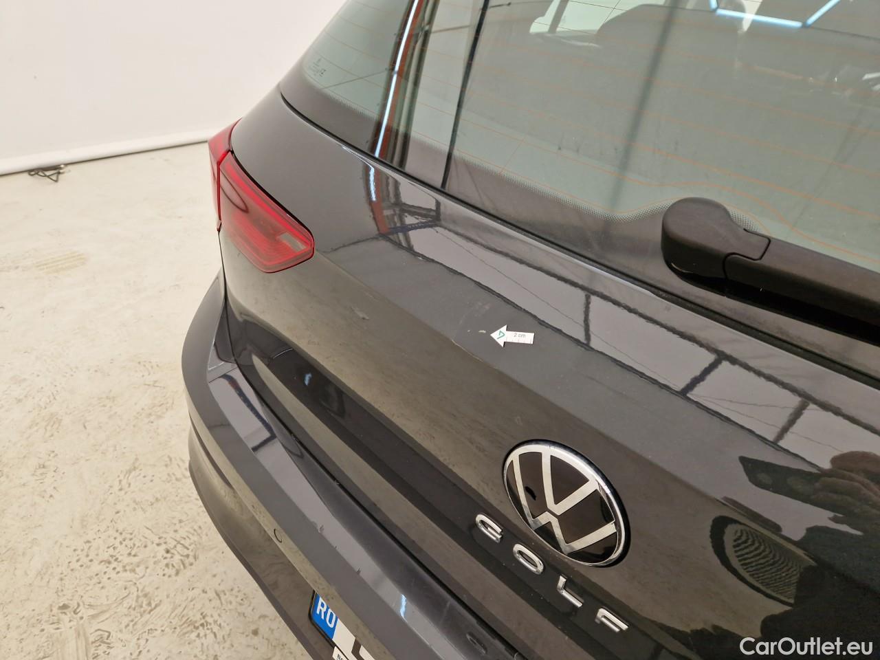  Volkswagen  Golf  Life 1.0 TSI #33