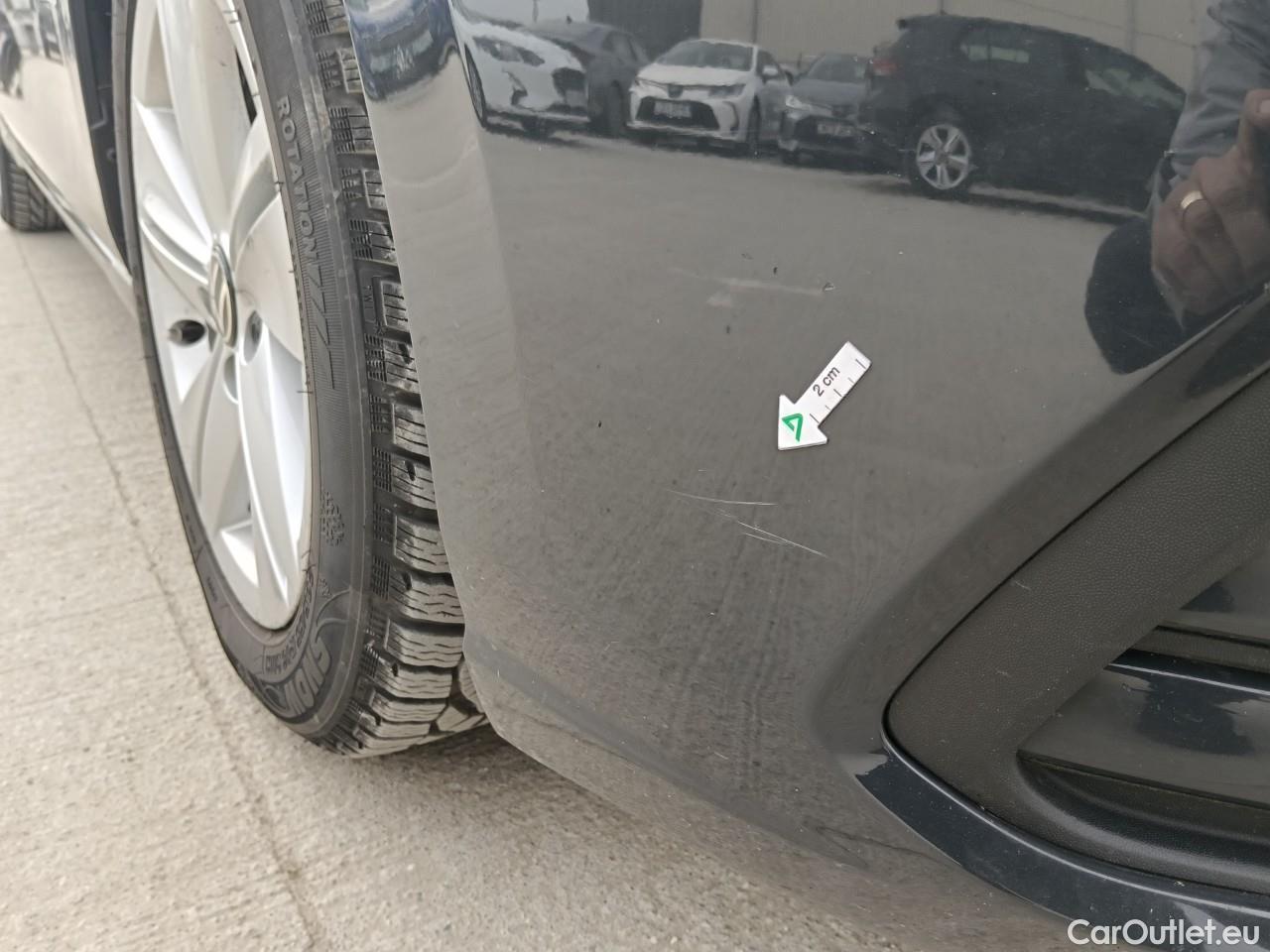  Volkswagen  Golf  Life 1.0 TSI #12