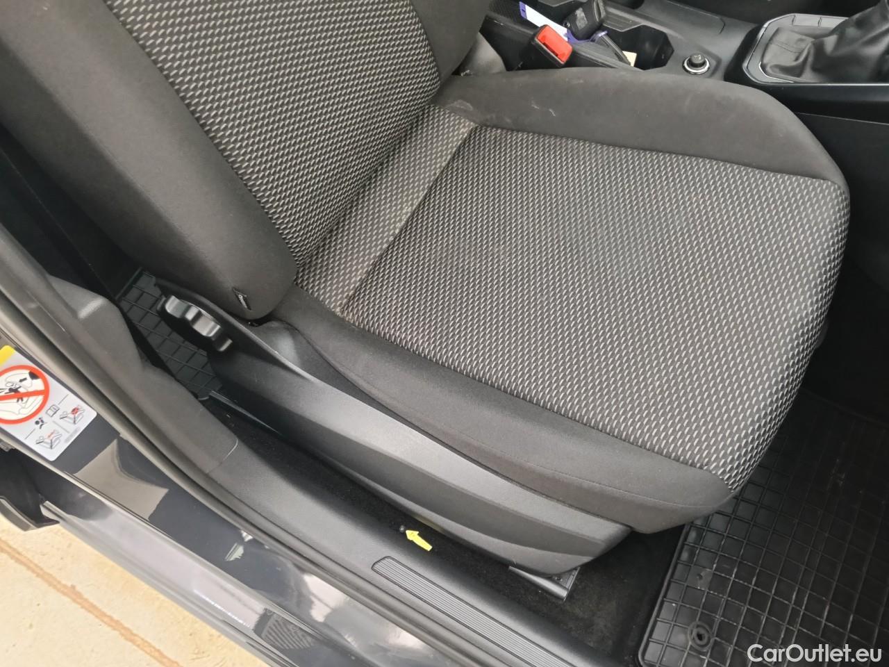  Volkswagen  Polo 1.0 80CP Trendline #24