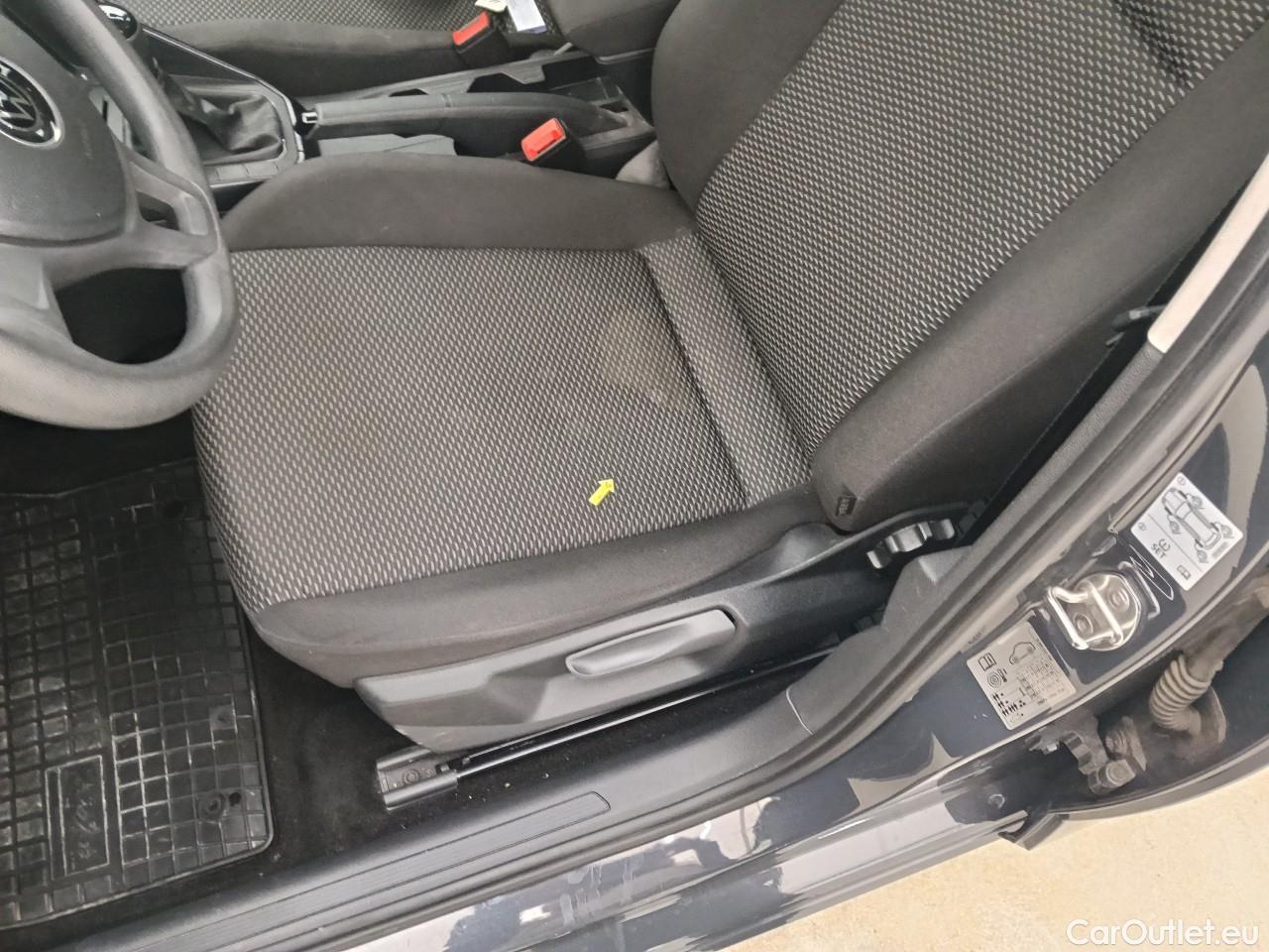  Volkswagen  Polo 1.0 80CP Trendline #1