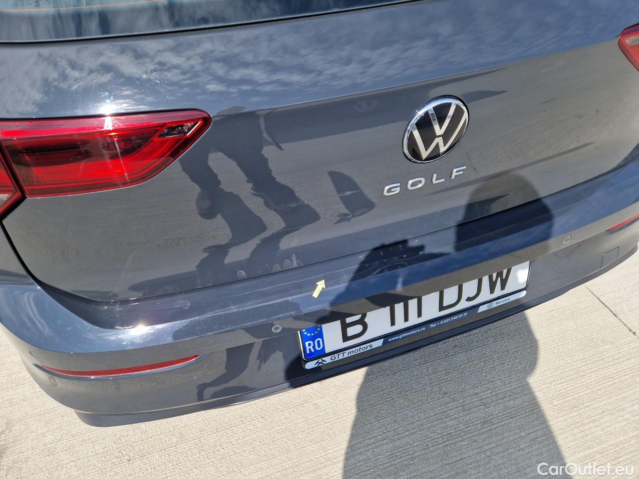  Volkswagen  Golf  Life 1.0 TSI #18