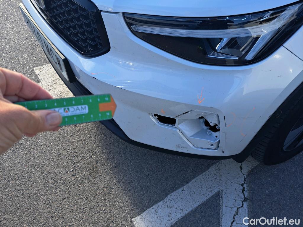 Volvo  XC 40 VOLVO XC40 todoterreno 2.0 B3 G Plus Dark Auto 160 CV  #29