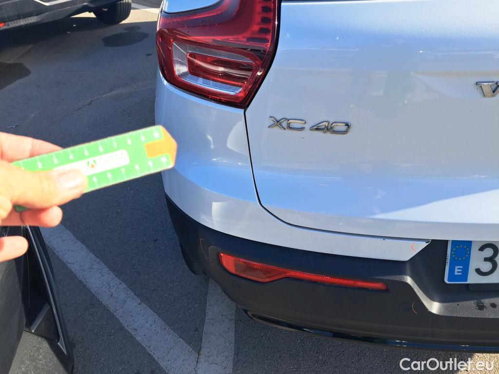  Volvo  XC 40 VOLVO XC40 todoterreno 2.0 B3 G Plus Dark Auto 160 CV  #41