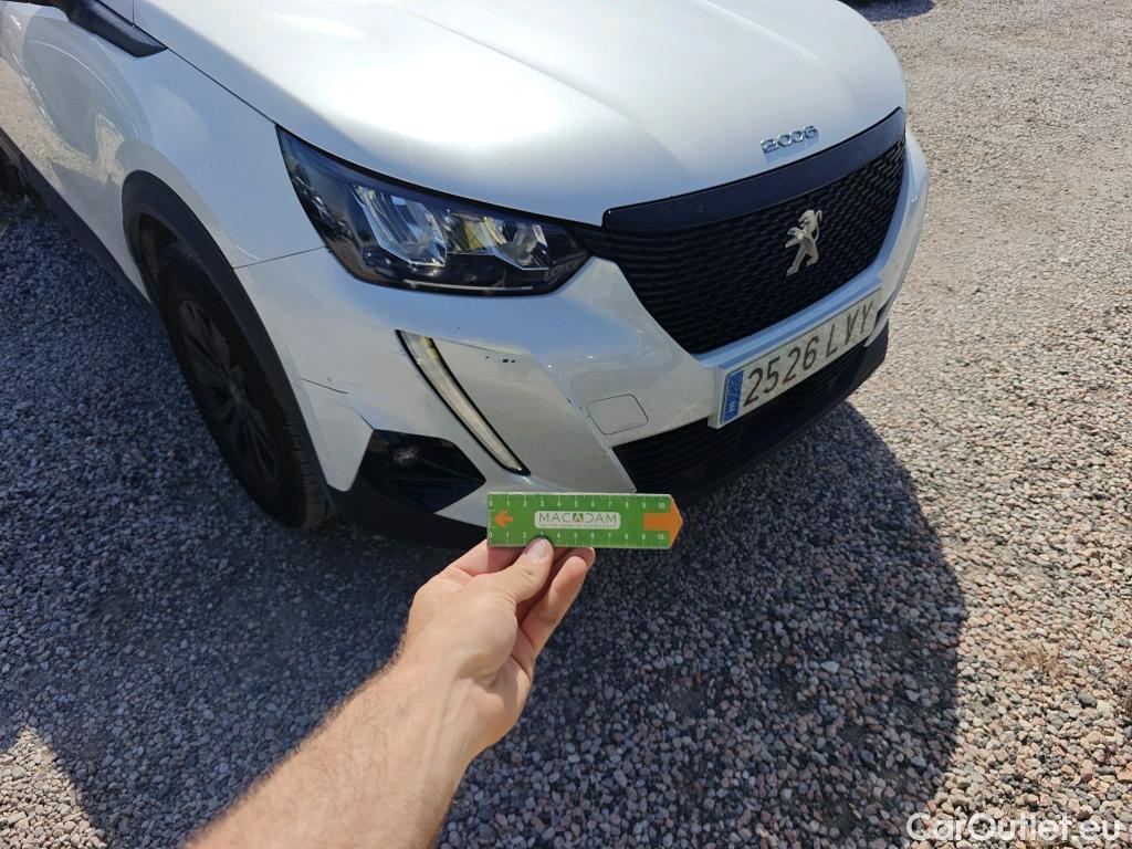  Peugeot  2008 PEUGEOT  / 2019 / 5P / todoterreno Active Pack BlueHDI 81kW (110CV) #38