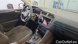  Volkswagen  Tiguan 2.0 TDI SCR Elegance #7