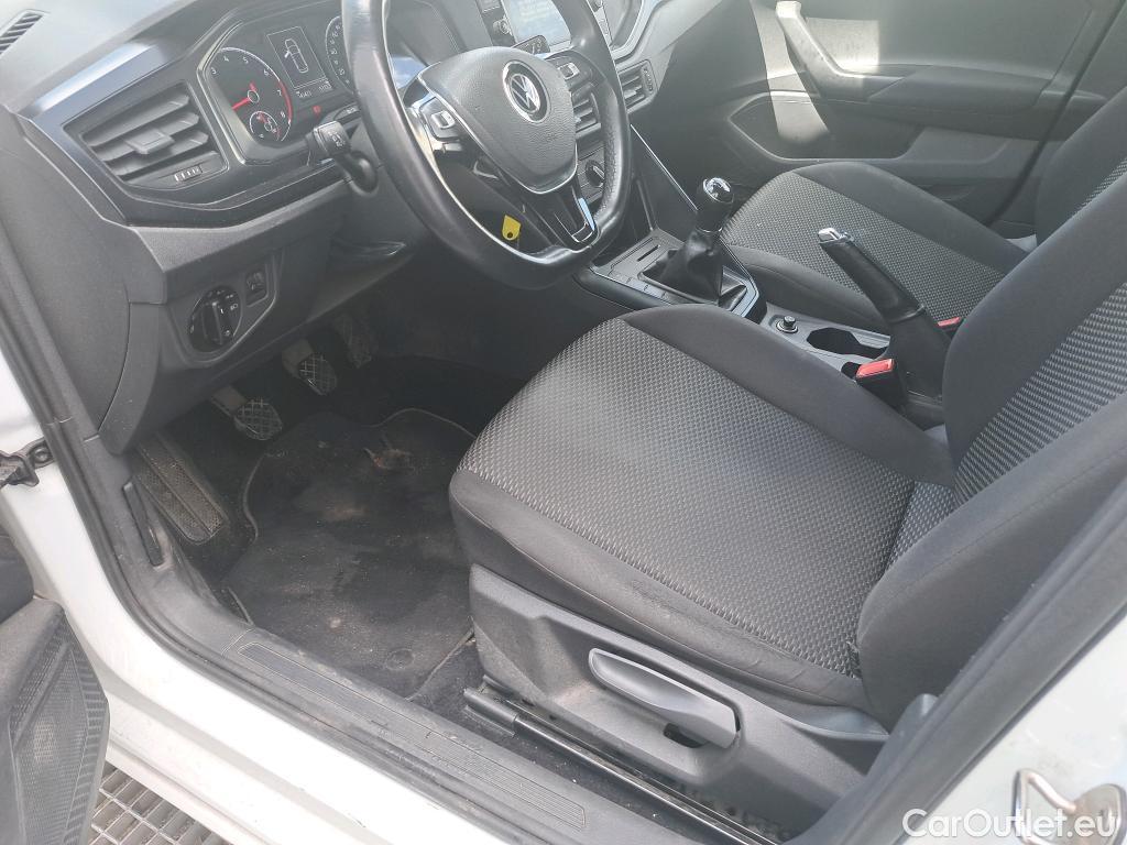  Volkswagen  Polo VOLKSWAGEN  / 2017 / 5P / berlina con portón Edition 1.0 59kW (80CV) #15