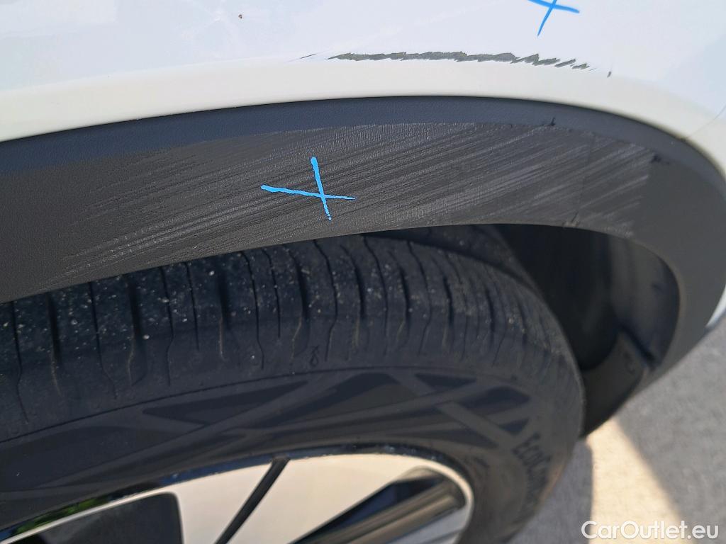  Volvo  XC 40 VOLVO XC40 / 2017 / 5P / todoterreno 1.5 T4 Twin Recharge R-Design Exp Auto #22