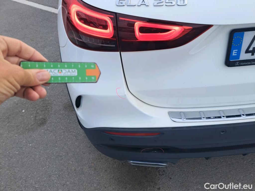  Mercedes  GLA MERCEDES-BENZ  / 2020 / 5P / todoterreno  250 4MATIC #23