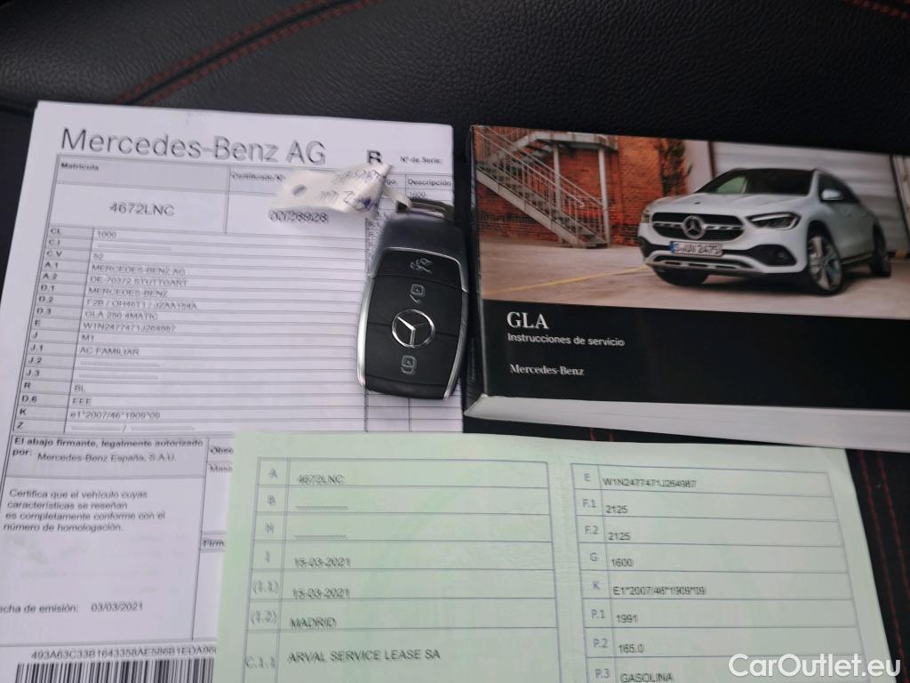  Mercedes  GLA MERCEDES-BENZ  / 2020 / 5P / todoterreno  250 4MATIC #2