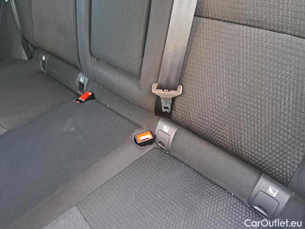  Nissan  Qashqai NISSAN  / 2021 / 5P / todoterreno DIG-T 103kW N-Connecta #9