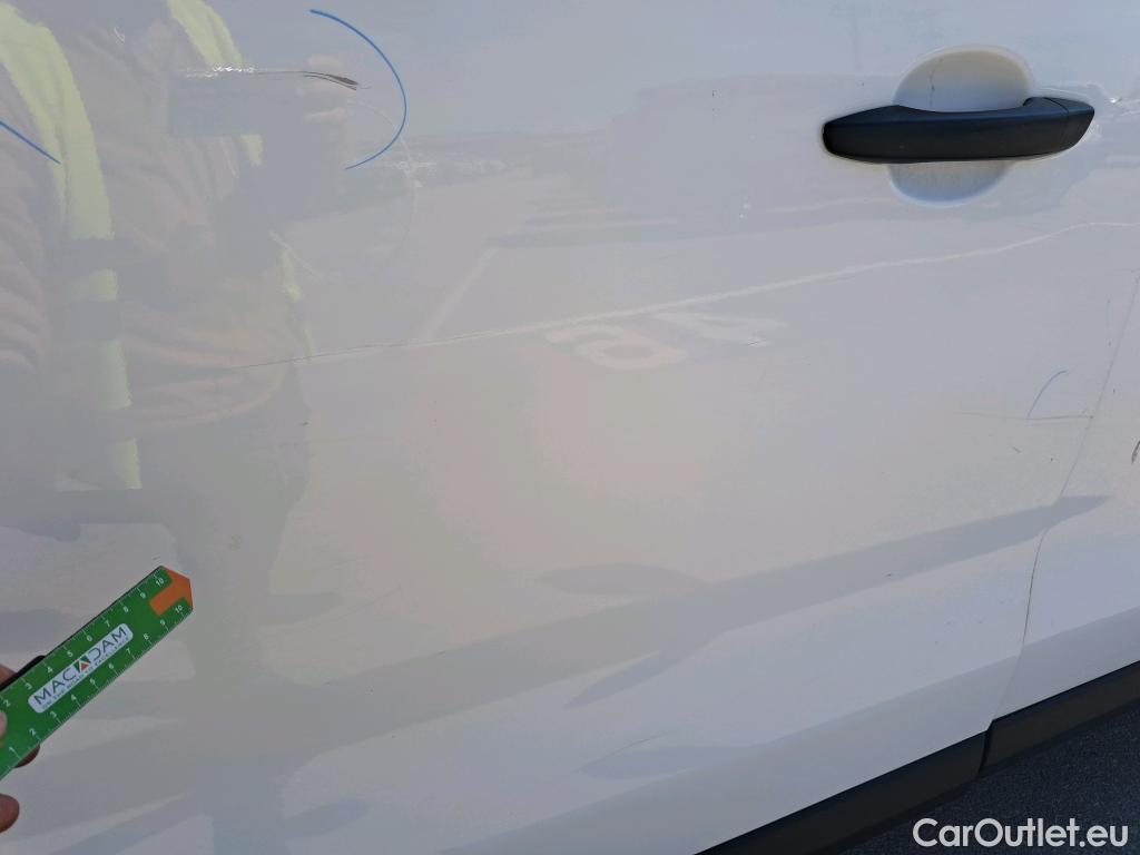  Opel  Vivaro OPEL  / 2019 / 4P / furgón 1.5 Diésel 74kW (100CV) M Std Express (AC) #18