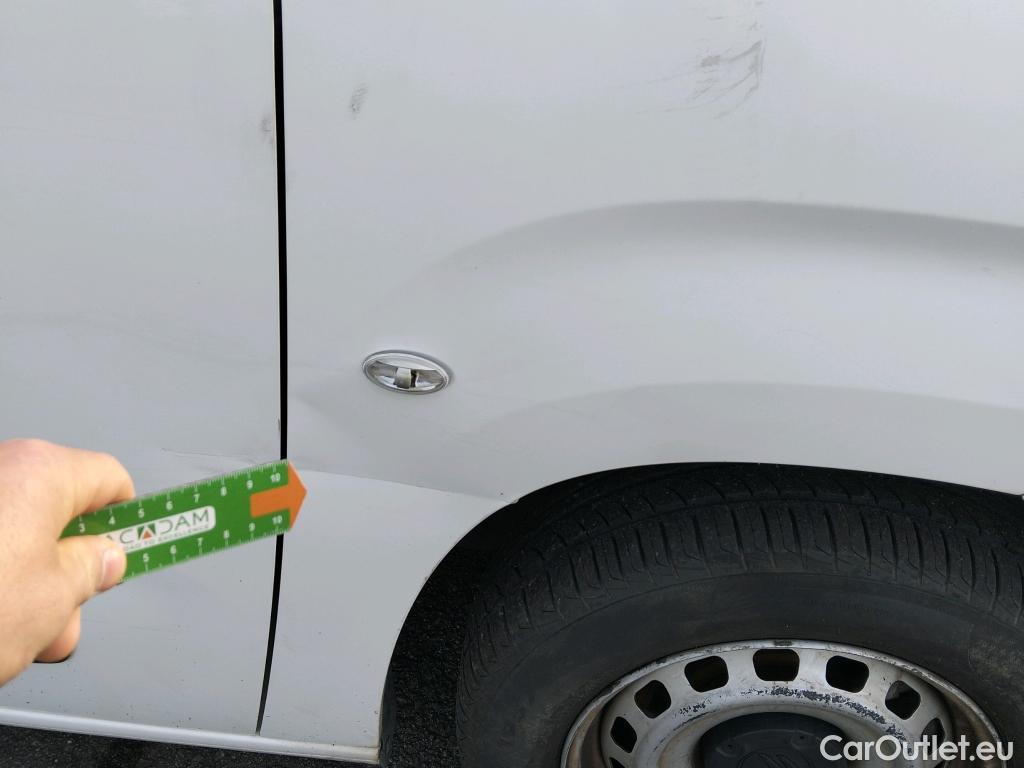  Citroen  Berlingo CITROEN  / 2018 / 4P / monovolumen compacto Talla M BlueHDi 100 LIVE #15