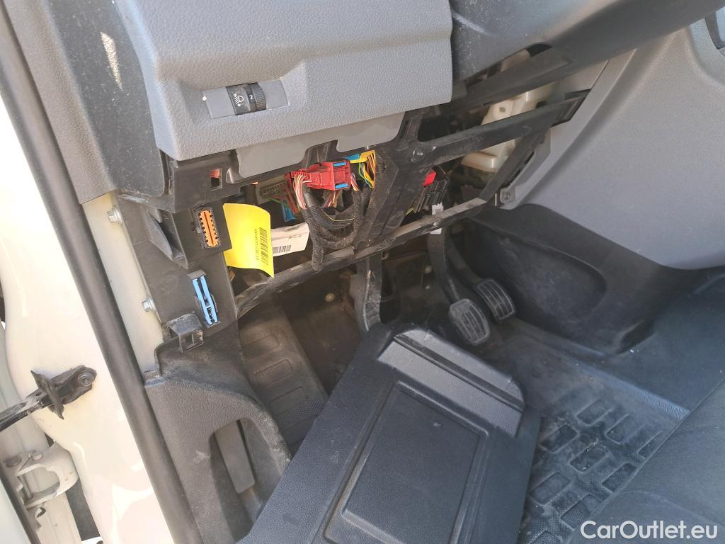  Opel  Vivaro OPEL  / 2019 / 4P / furgón 1.5 Diésel 74kW (100CV) M Std Express (AC) #55
