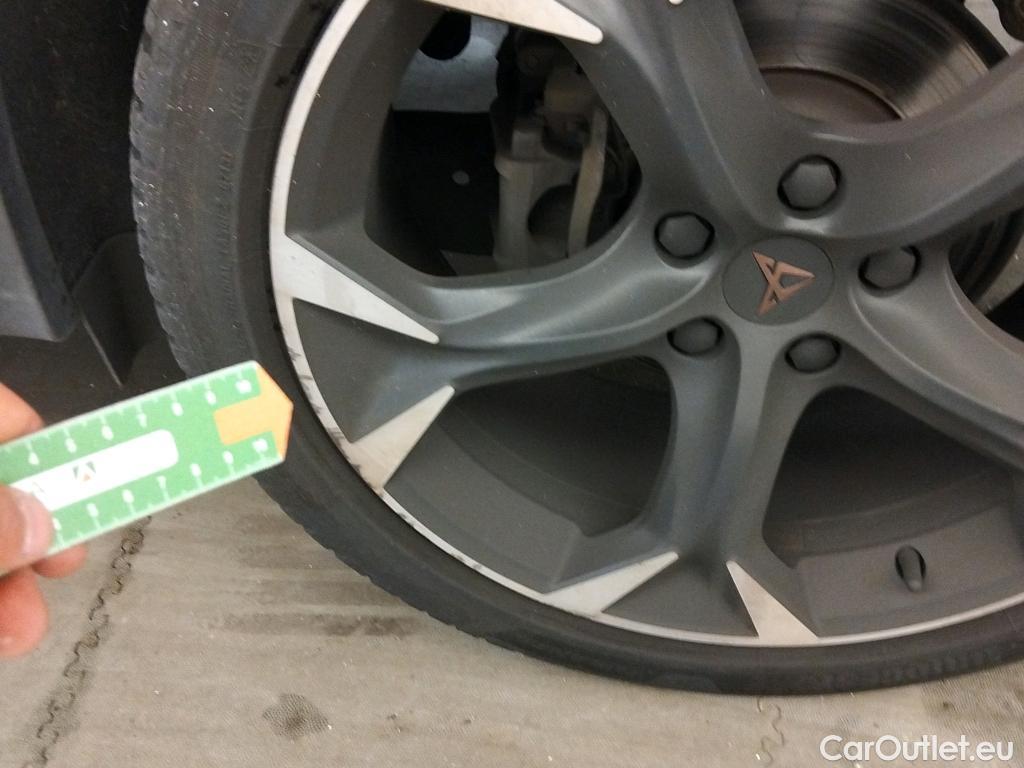 Cupra  Formentor CUPRA  / 2020 / 5P / todoterreno 1.5 TSI 110kW (150 CV) DSG #6