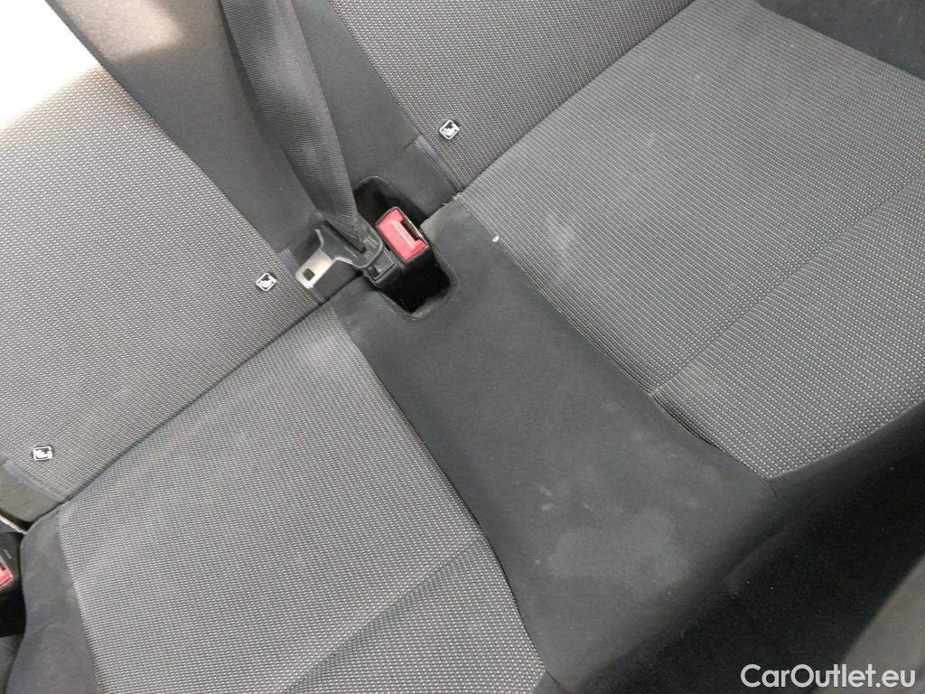  Citroen  Berlingo CITROEN  / 2018 / 4P / monovolumen compacto Talla M BlueHDi 100 LIVE #22