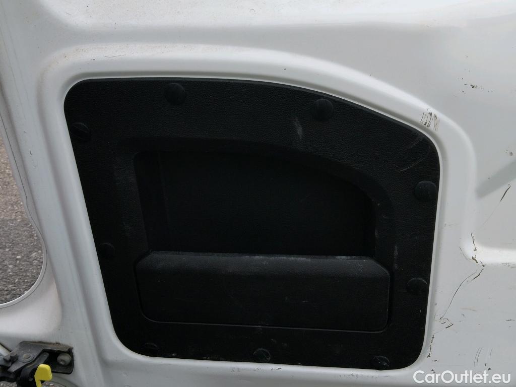  Citroen  Berlingo CITROEN  / 2018 / 4P / monovolumen compacto Talla M BlueHDi 100 LIVE #43