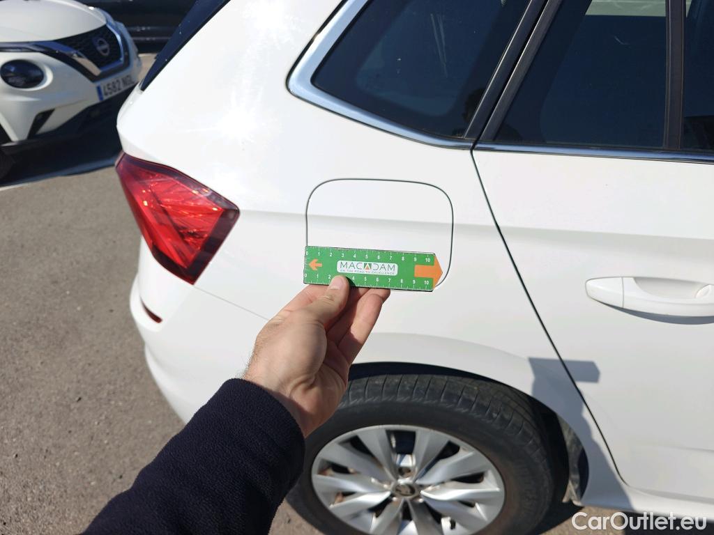  Skoda  KAMIQ SKODA  1.0 TSI 81kW (110CV) DSG Ambition (CX) #9