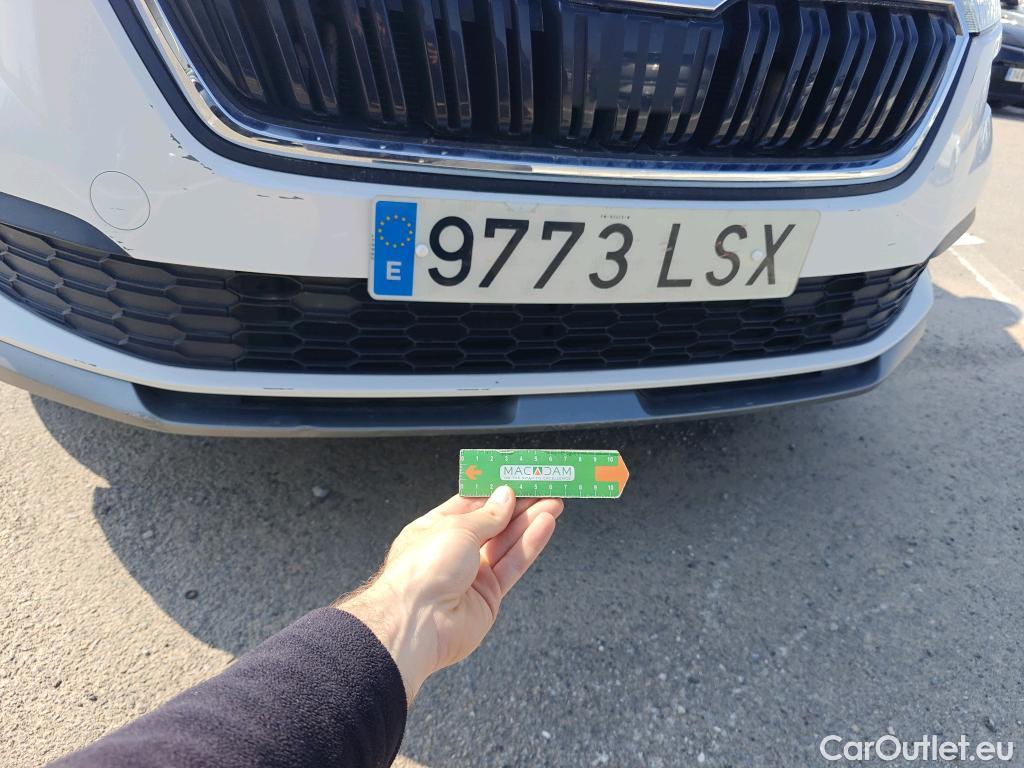 Skoda  KAMIQ SKODA  1.0 TSI 81kW (110CV) DSG Ambition (CX) #24