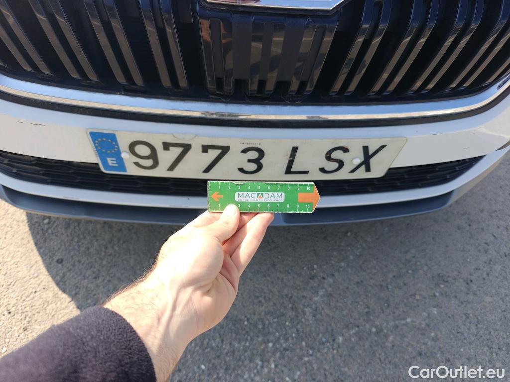  Skoda  KAMIQ SKODA  1.0 TSI 81kW (110CV) DSG Ambition (CX) #38