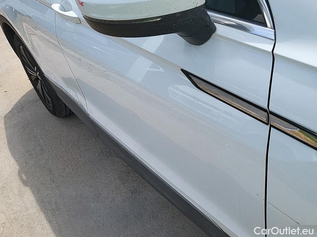  Volkswagen  Tiguan VOLKSWAGEN   Life 2.0 TDI 150 CV #9