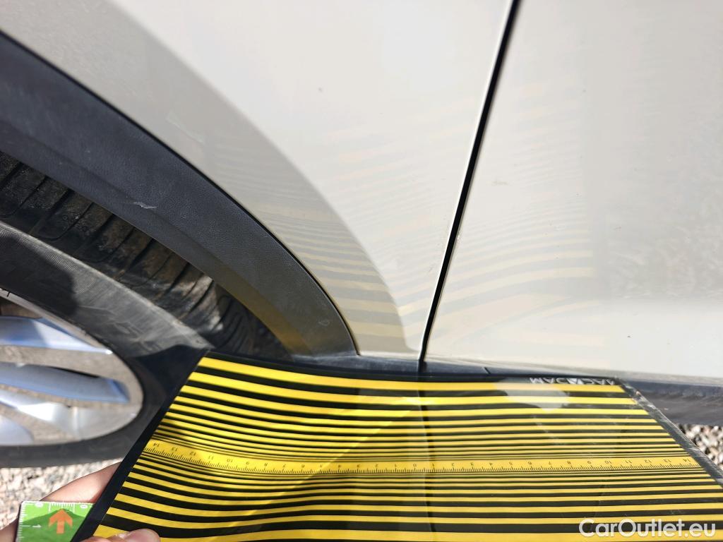  Volkswagen  T-ROC VOLKSWAGEN  / 2021 / 5P / todoterreno Life 1.5 TSI 110kW (150CV) DSG #34