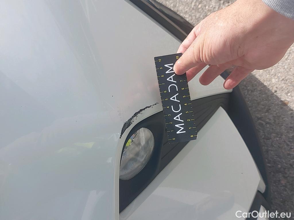  Toyota  C-HR TOYOTA  / 2019 / 5P / todoterreno 2.0 180H Advance #22