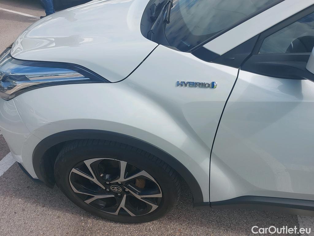  Toyota  C-HR TOYOTA  / 2019 / 5P / todoterreno 2.0 180H Advance #19