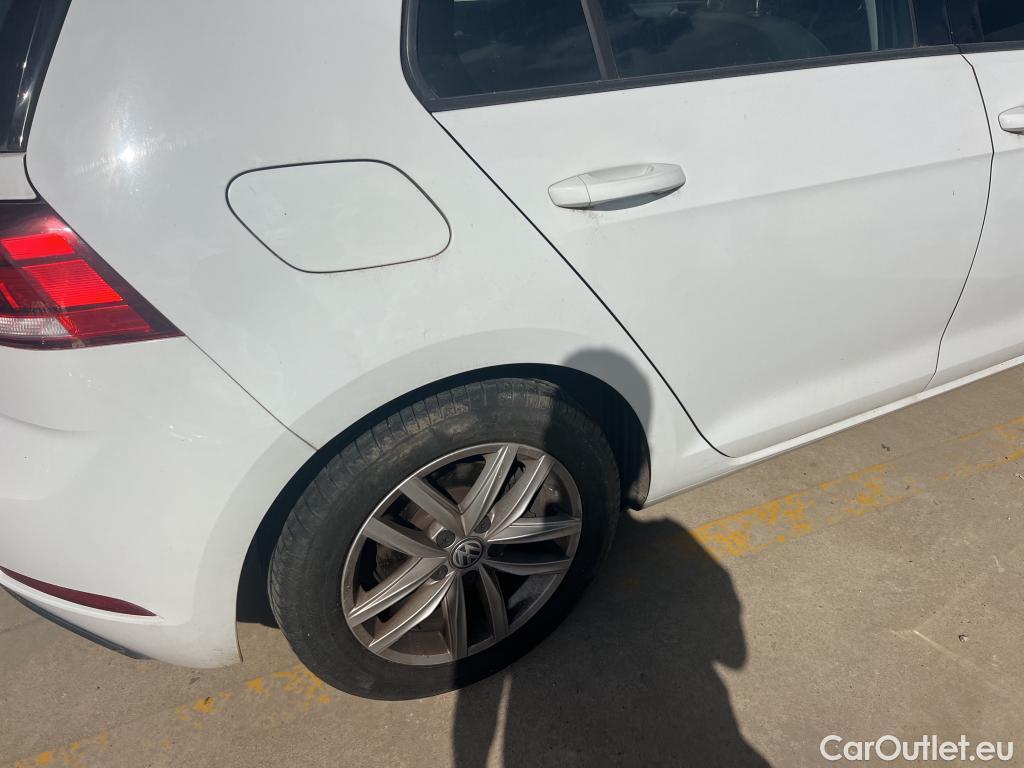  Volkswagen  Golf  VOLKSWAGEN / 2016 / 5P / berlina con portón Last Edition 1.5 TSI EVO 96kW (130CV) (CX) #18