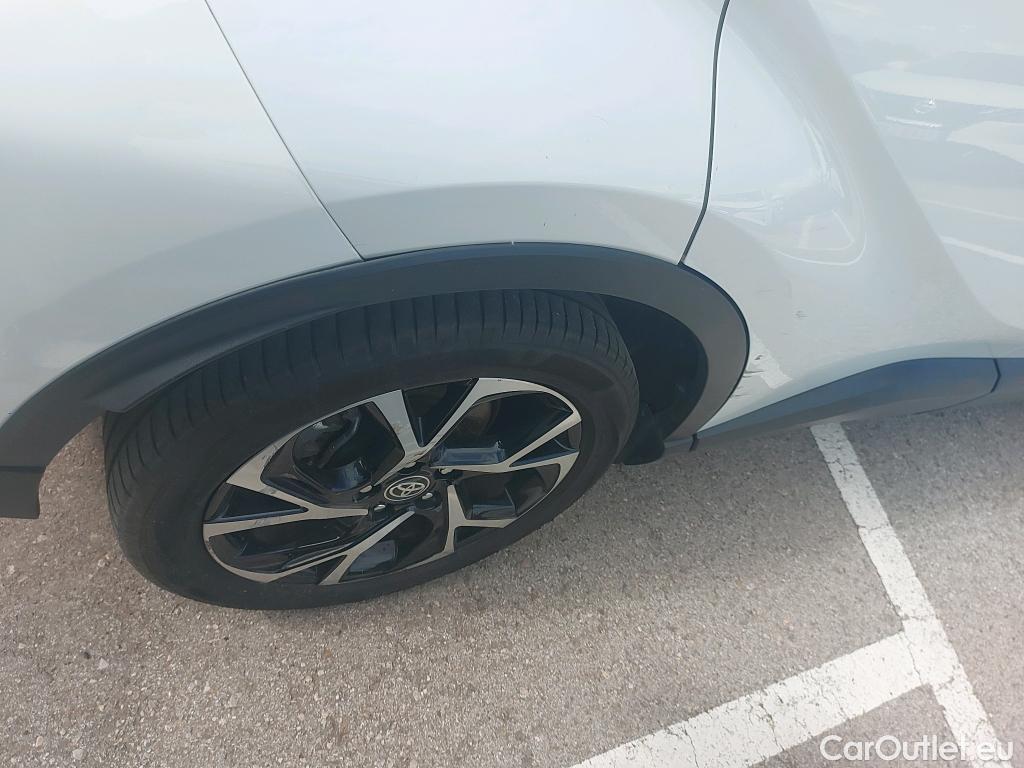 Toyota  C-HR TOYOTA  / 2019 / 5P / todoterreno 2.0 180H Advance #12