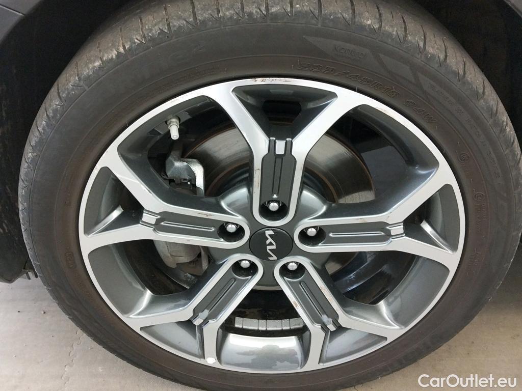  KIA  XCeed KIA  / 2019 / 5P / todoterreno 1.6 GDi PHEV 104kW (141CV) eTech #9