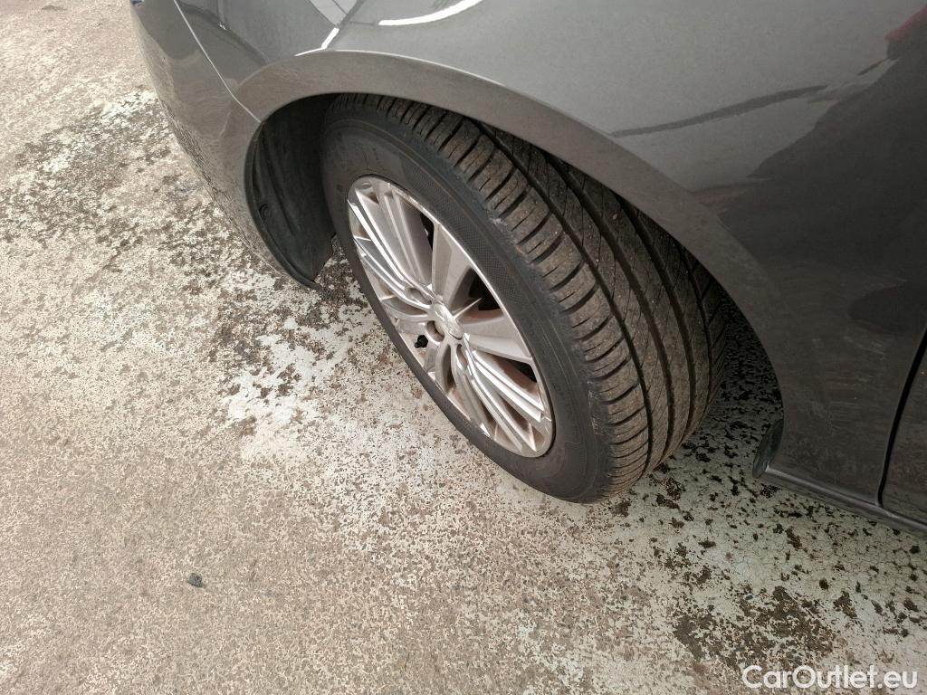  Peugeot  308  Allure Pack 1.2 PureTech 130CV BVA8 E6d #4