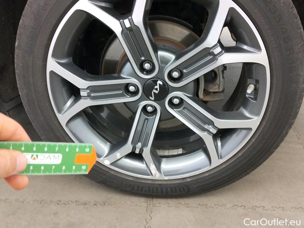  KIA  XCeed KIA  / 2019 / 5P / todoterreno 1.6 GDi PHEV 104kW (141CV) eTech #8