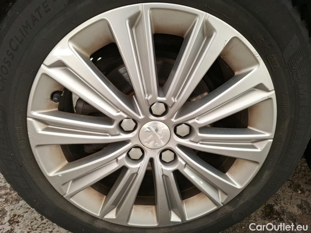  Peugeot  308  Allure Pack 1.2 PureTech 130CV BVA8 E6d #23