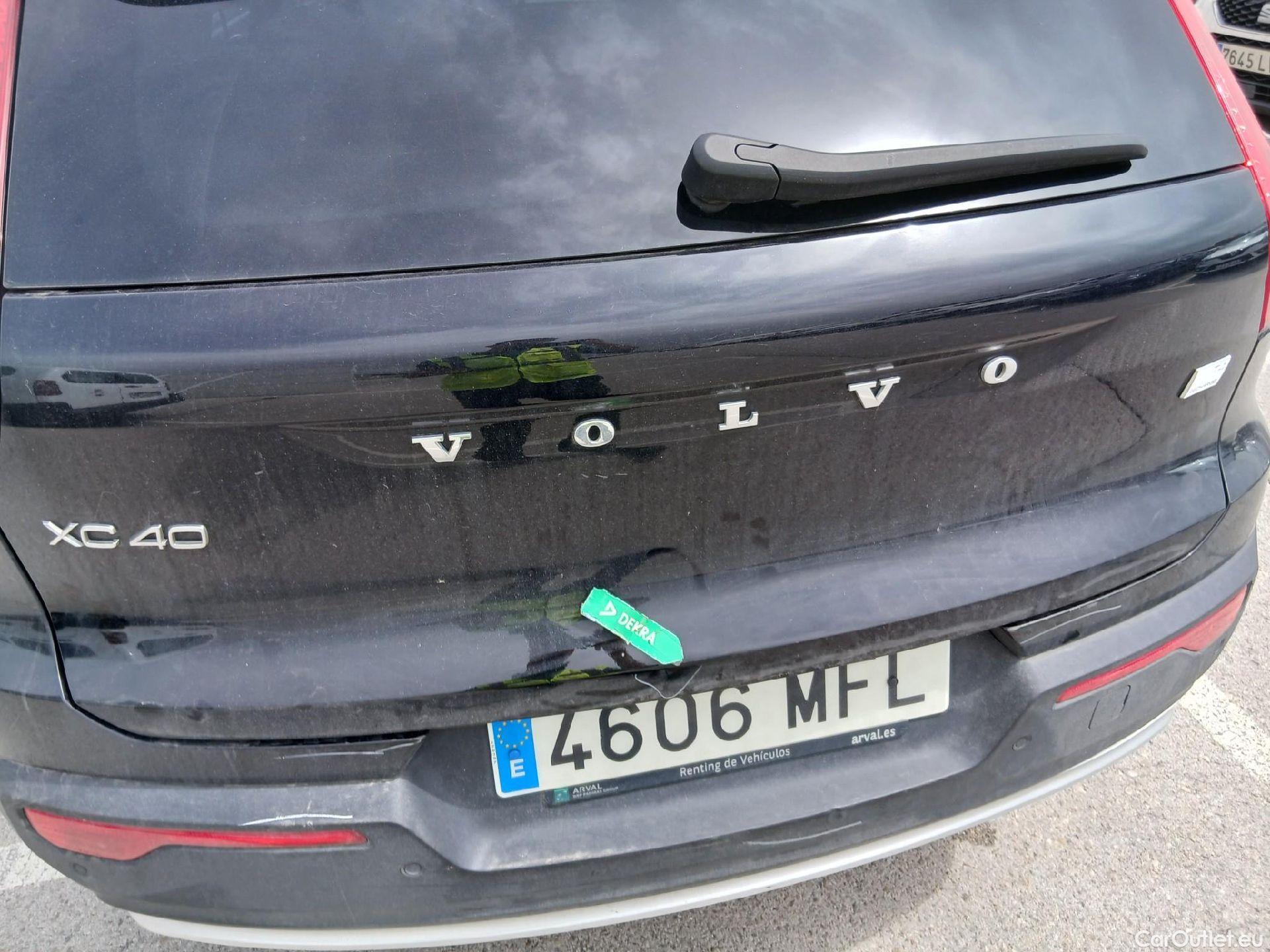  Volvo  XC 40 VOLVO XC40 todoterreno 1.5 T4 Recharge PHEV Core Auto 210 CV 10 kWh  #30