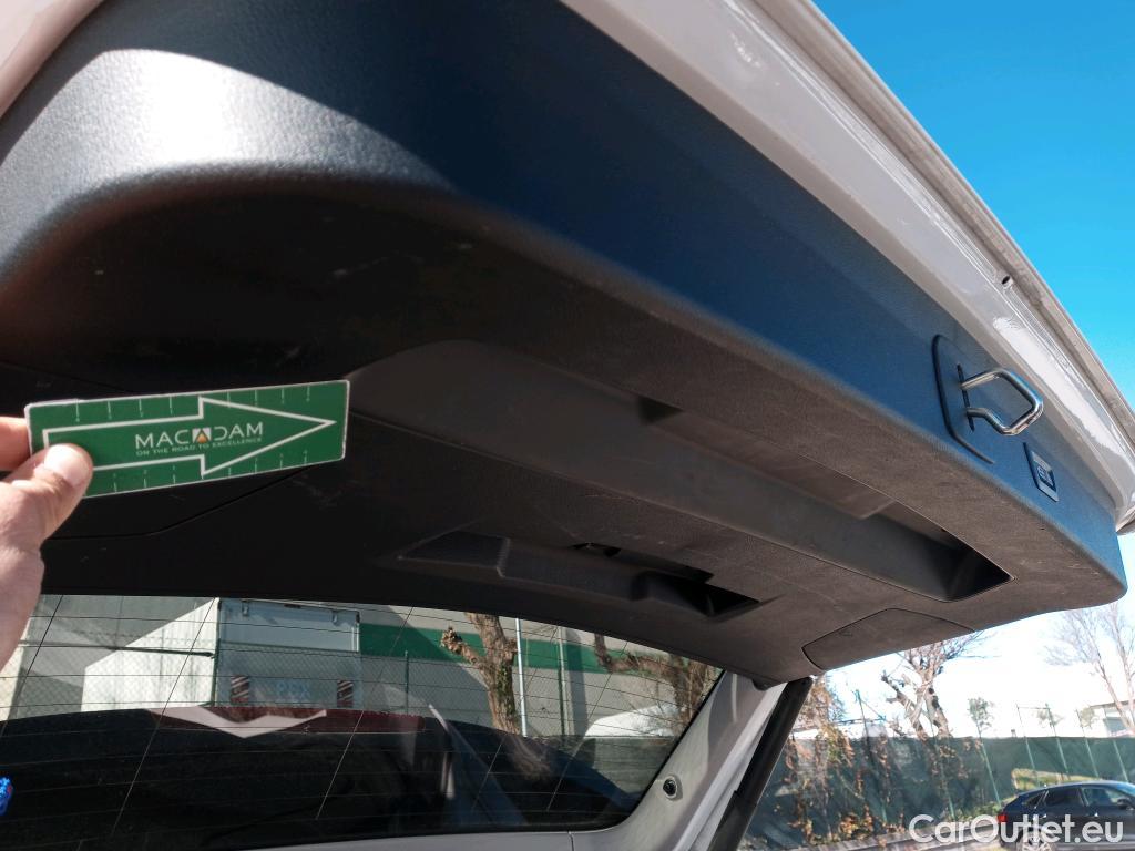  Bmw  X1 BMW  sDrive18dA Corporate (AC4) 150 CV #18