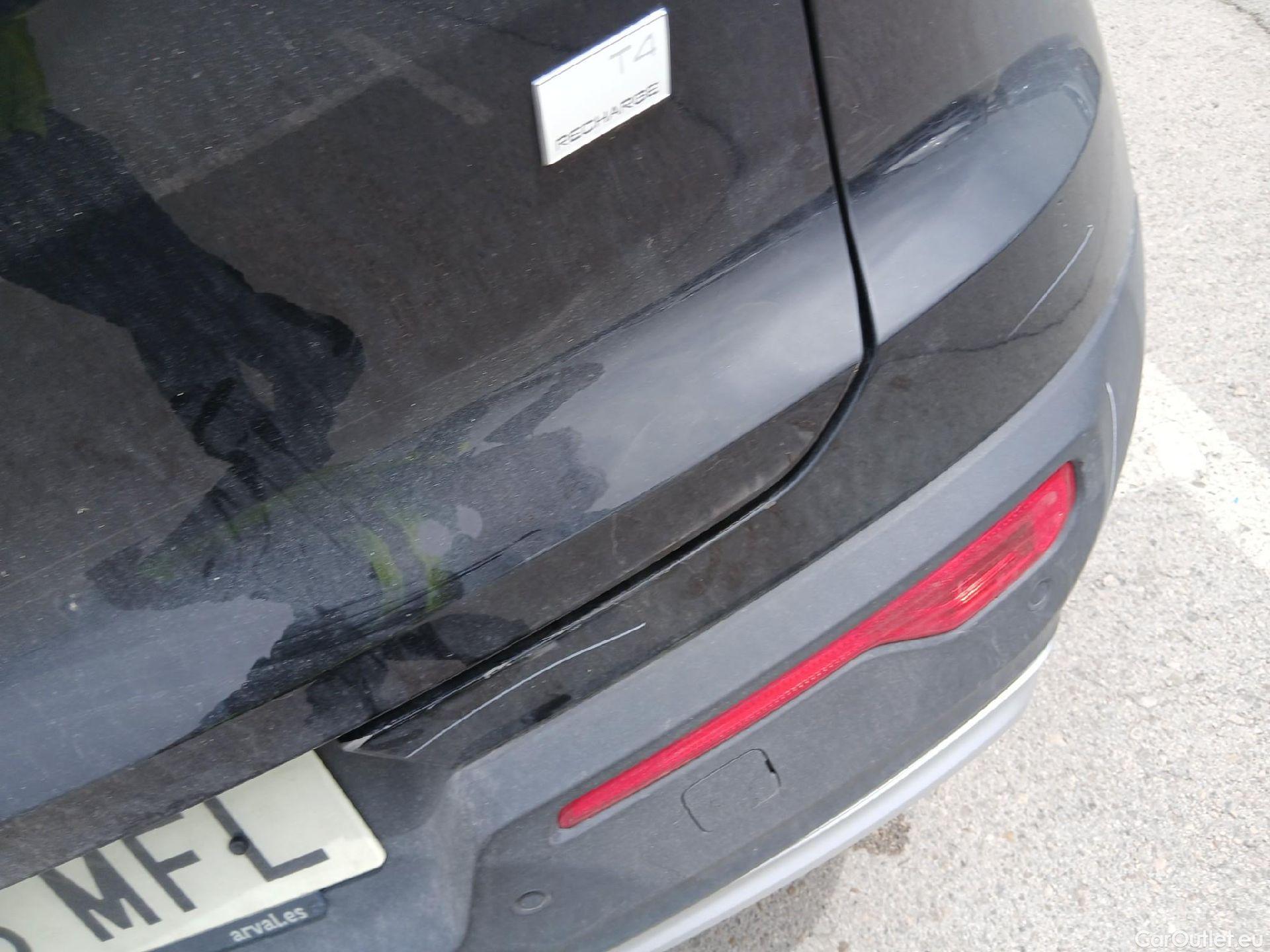  Volvo  XC 40 VOLVO XC40 todoterreno 1.5 T4 Recharge PHEV Core Auto 210 CV 10 kWh  #26