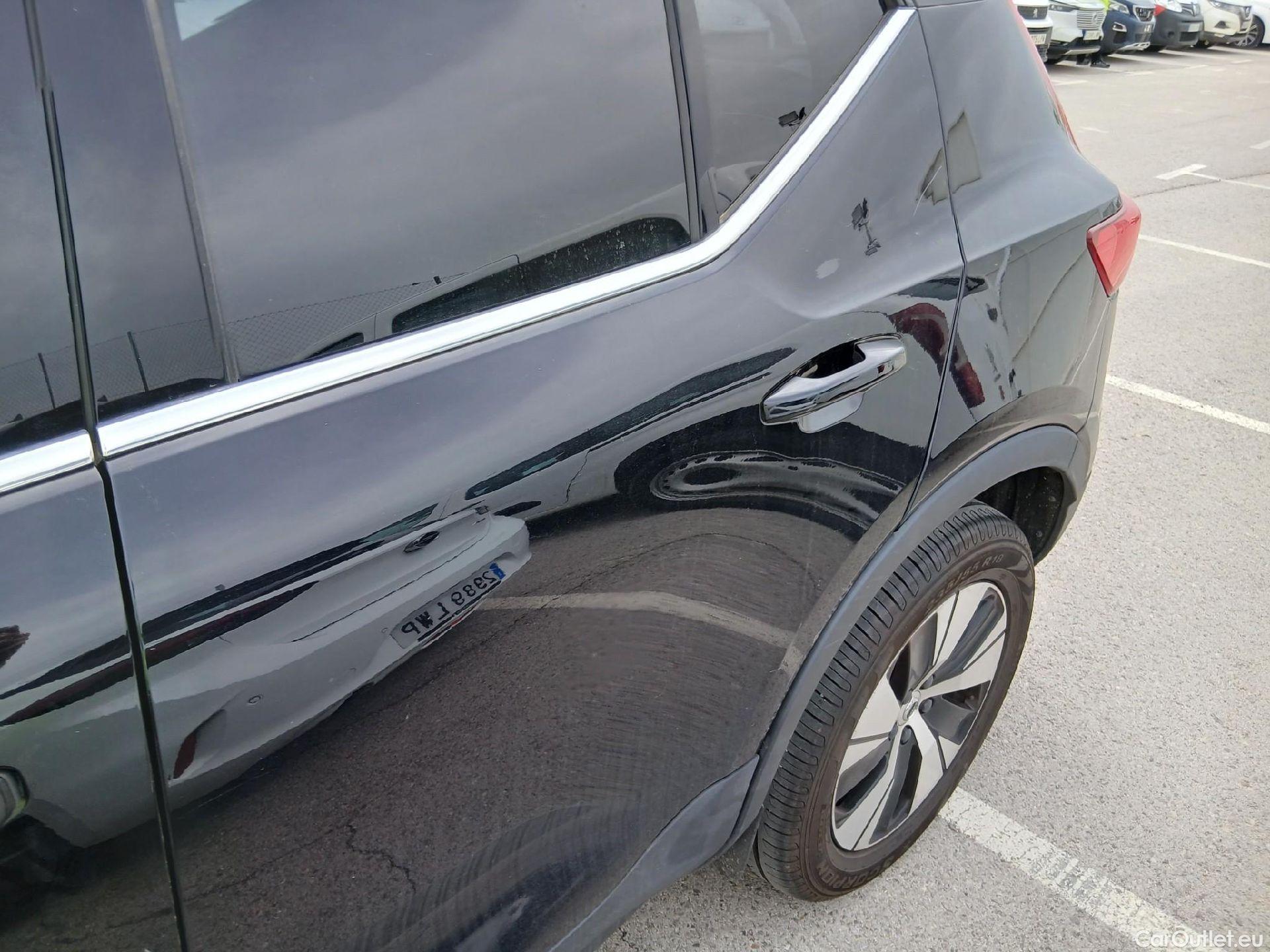  Volvo  XC 40 VOLVO XC40 todoterreno 1.5 T4 Recharge PHEV Core Auto 210 CV 10 kWh  #17